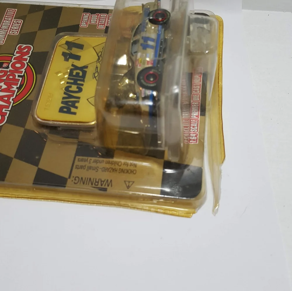 Racing Champions 1999 Brett Bodine - Picture 2 of 5